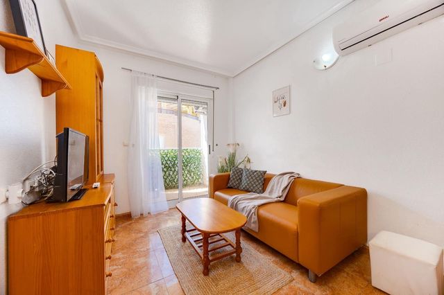 2 quarto Apartamento para venda em Centro, Torrevieja com piscina - 149 500 € (Ref: 10120154)