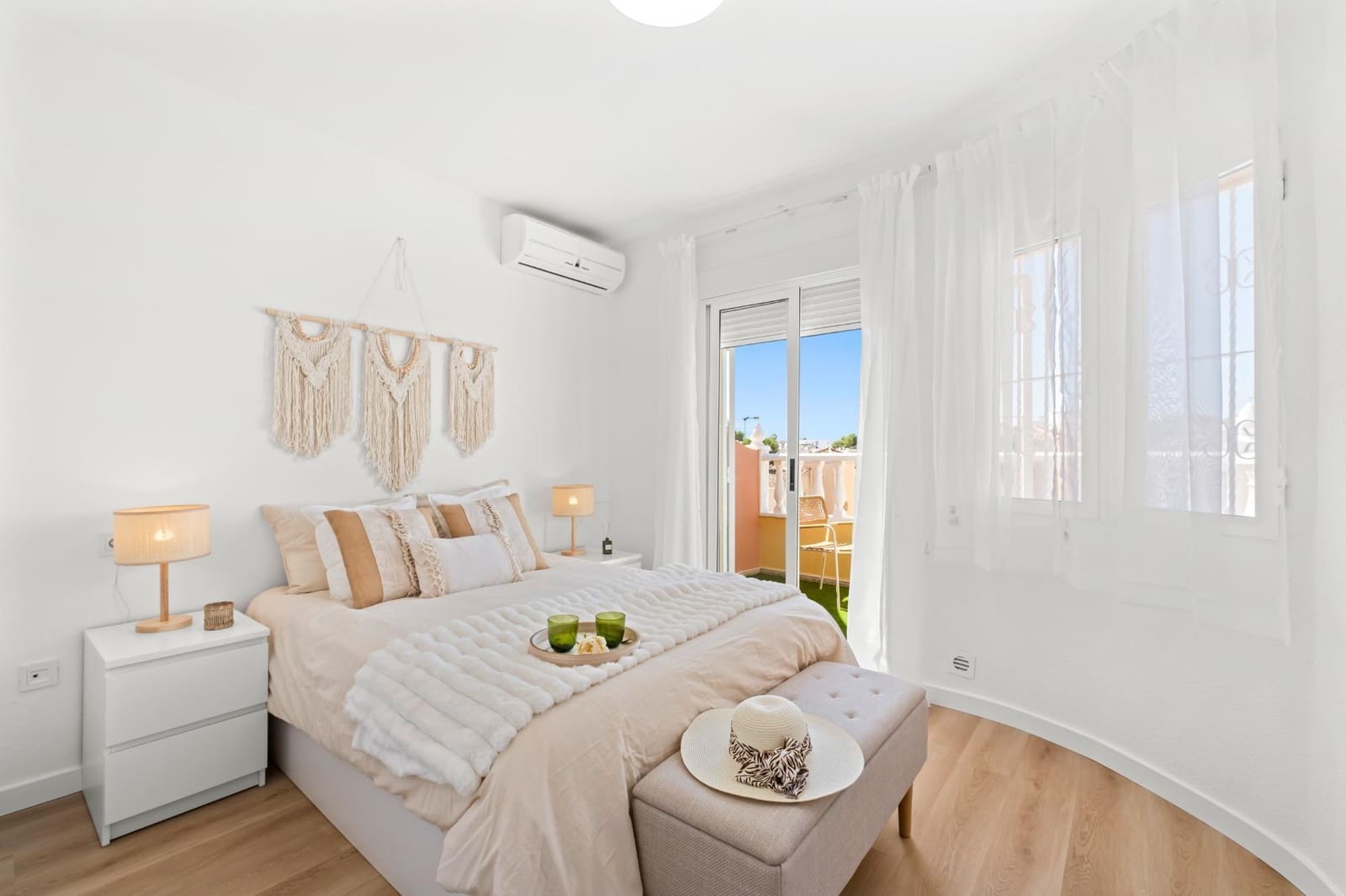 2 soveværelse Rækkehus til salg i Orihuela Costa med swimmingpool - € 229.800 (Ref: 10132861)