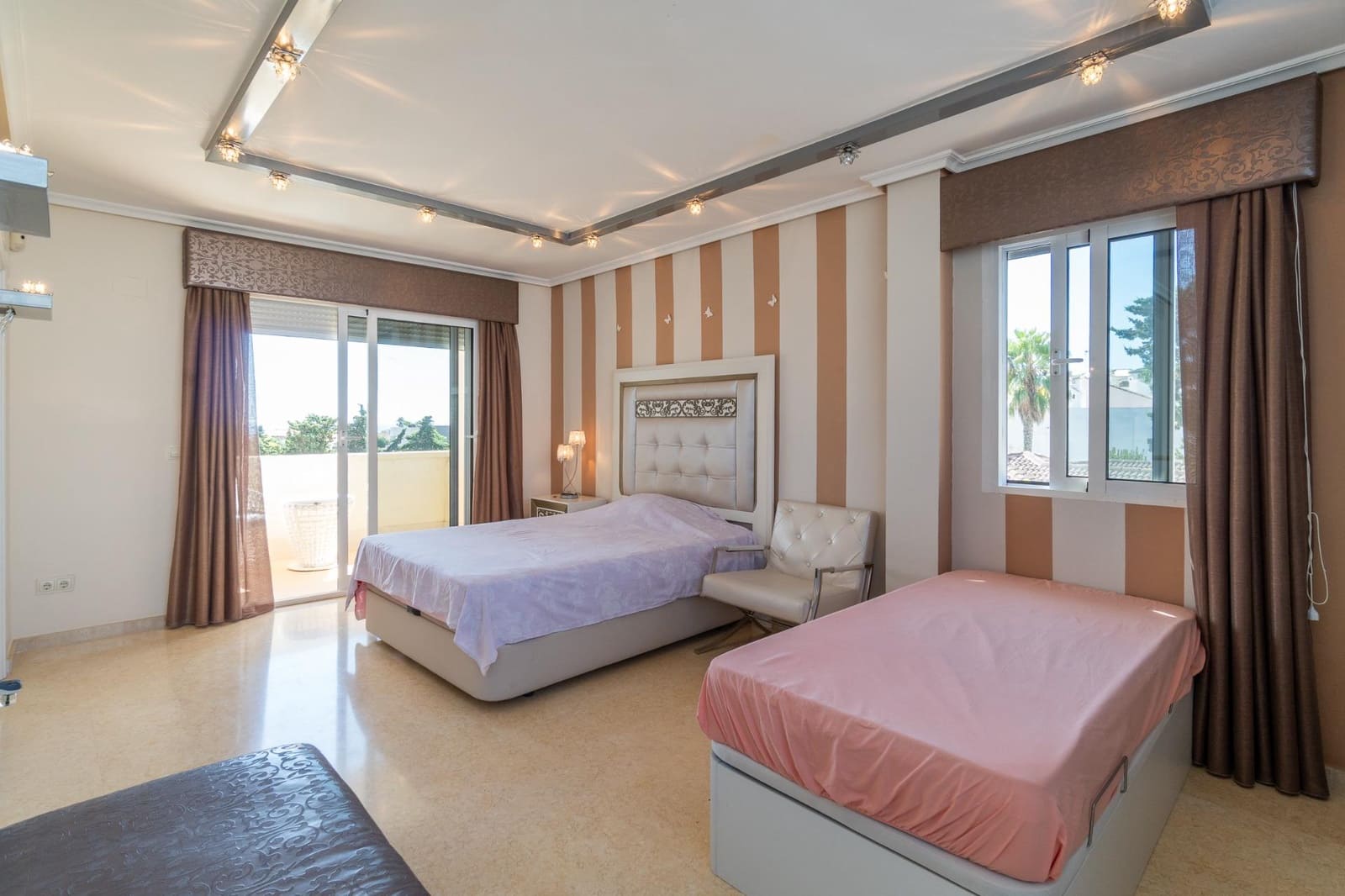 5 Zimmer Villa zu verkaufen in La Mata mit Pool - 1.090.000 € (Ref: 10132864)