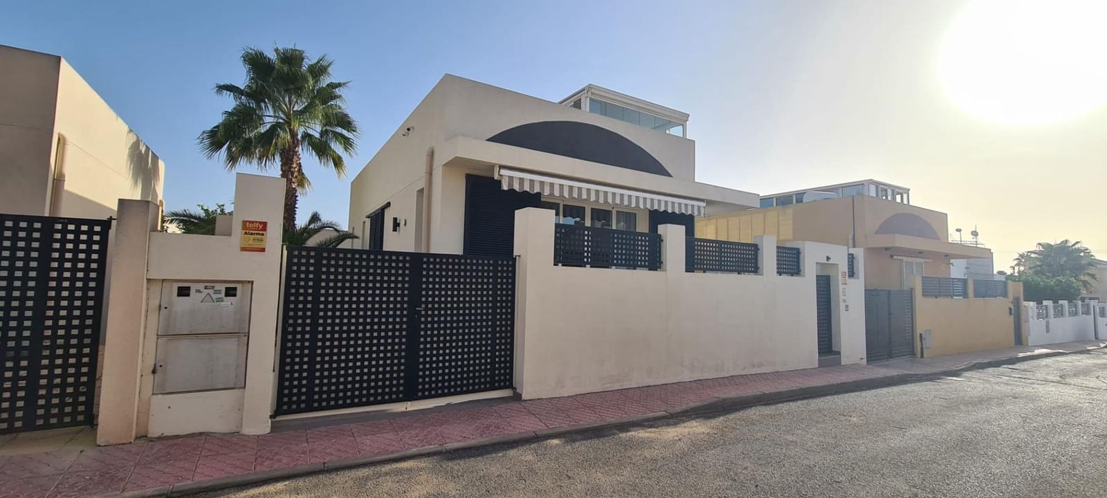 3 slaapkamer Rijtjeshuis te koop in Rojales met zwembad - € 275.000 (Ref: 10133396)