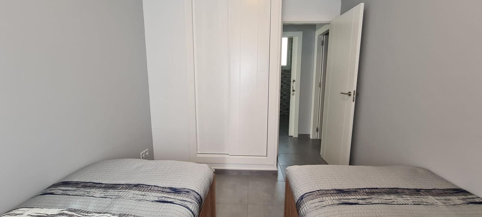 3 slaapkamer Rijtjeshuis te koop in Rojales met zwembad - € 275.000 (Ref: 10133396)