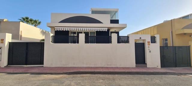 3 slaapkamer Rijtjeshuis te koop in Rojales met zwembad - € 275.000 (Ref: 10133396)