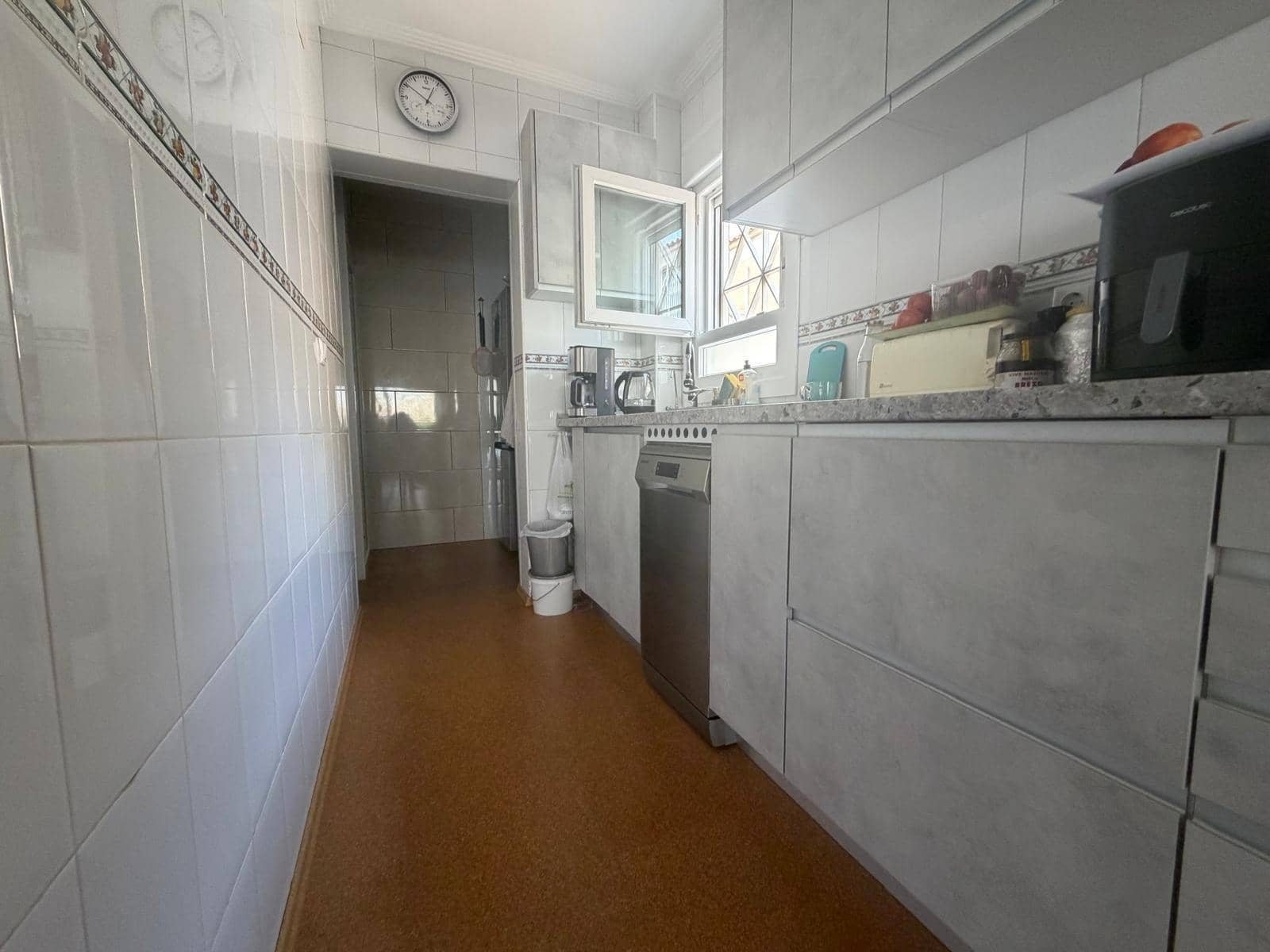Bungalow de 2 habitaciones en Torrevieja en venta con piscina garaje - 175.000 € (Ref: 10133397)