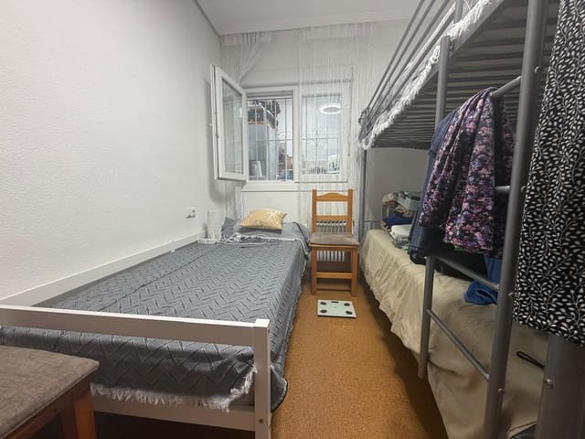 Bungalow de 2 habitaciones en Parque Acuático - Sector 25, Torrevieja en venta con piscina garaje - 175.000 € (Ref: 10133397)