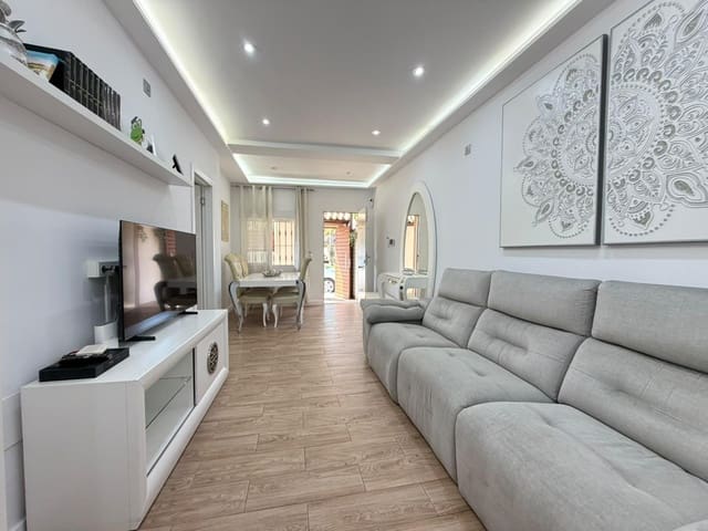2 soverom Rekkehus til salgs i Nueva Torrevieja, Torrevieja med garasje - € 339 000 (Ref: 10136290)