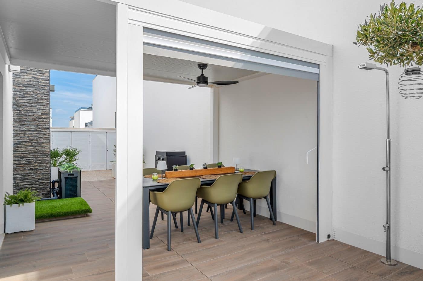 2 soveværelse Villa til salg i Orihuela med swimmingpool - € 469.000 (Ref: 10139936)