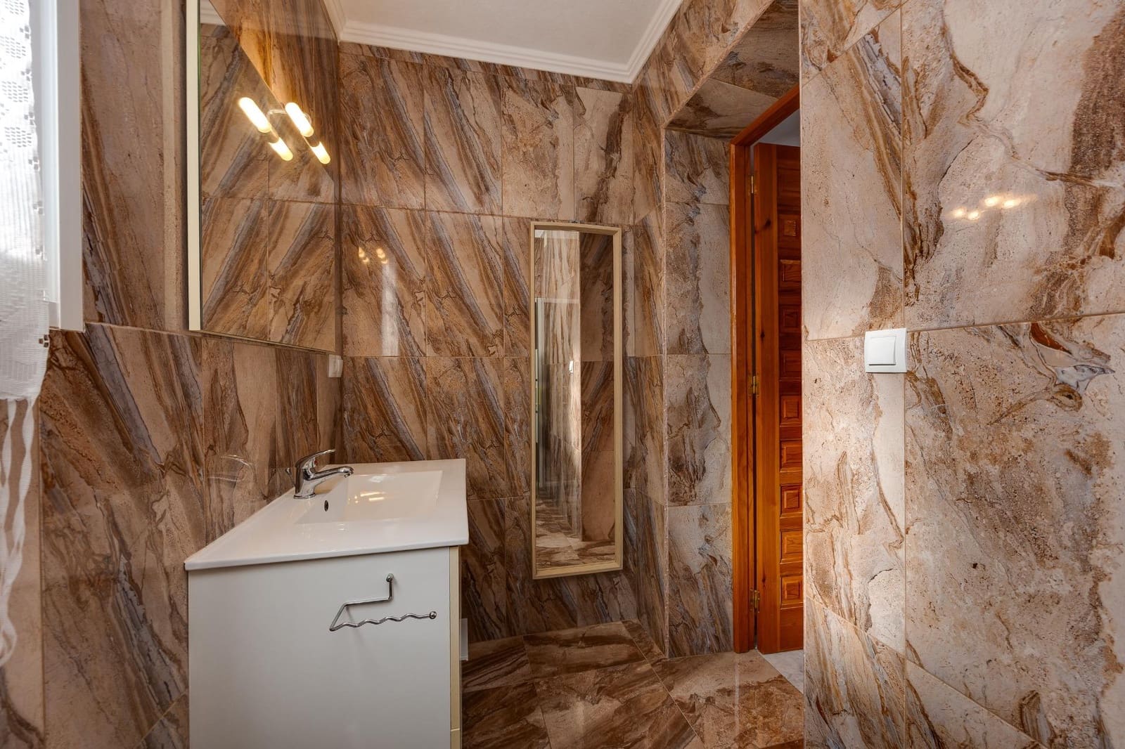 Chalet de 2 habitaciones en La Marquesa en venta con piscina garaje - 277.000 € (Ref: 10148951)