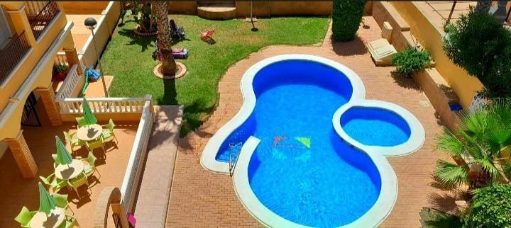 2 sovrum Lägenhet att hyra i Villamartin med pool garage - 840 € (Ref: 10157867)