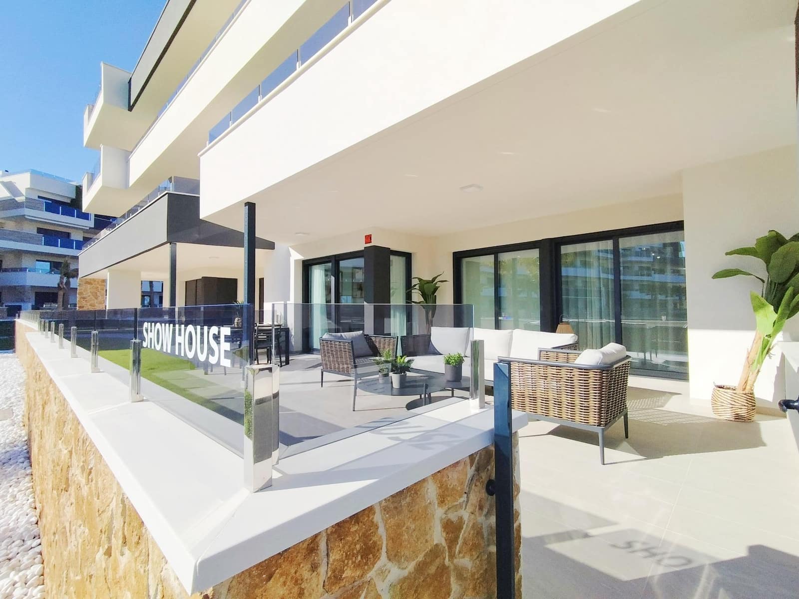 2 sypialnia Apartament na sprzedaż w Orihuela Costa z basenem garażem - 369 000 € (Ref: 8109695)