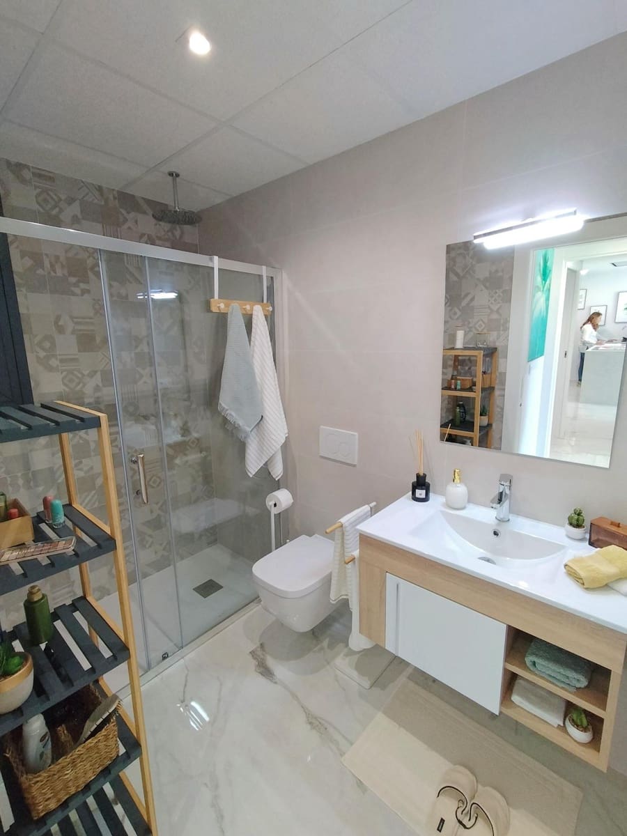 2 sypialnia Apartament na sprzedaż w Orihuela Costa z basenem garażem - 369 000 € (Ref: 8109695)