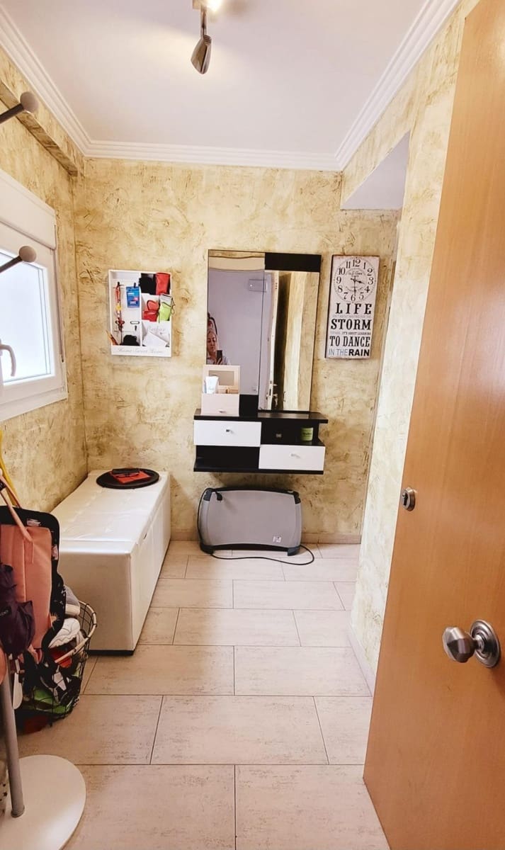 2 makuuhuone Huoneisto myytävänä paikassa Torrevieja - 145 000 € (Ref: 8140559)