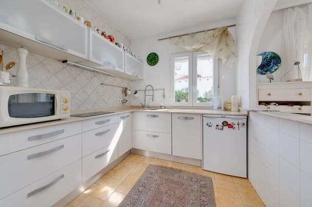 3 slaapkamer Villa te koop in La Zenia, Orihuela met zwembad - € 510.000 (Ref: 8167277)