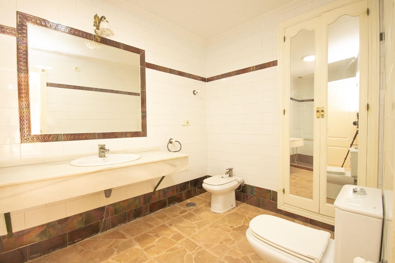 5 bedroom Apartment for sale in Torrevieja - € 299,000 (Ref: 8167279)