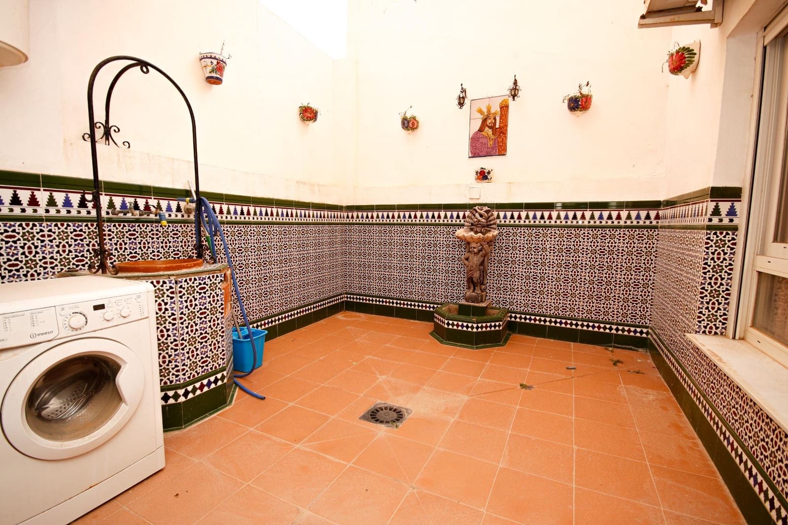 5 bedroom Apartment for sale in Torrevieja - € 299,000 (Ref: 8167279)