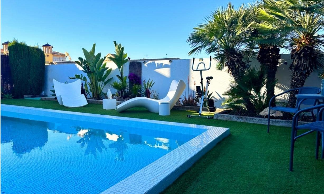 2 camera da letto Villa in vendita in Orihuela Costa con piscina - 325.000 € (Rif: 8183858)