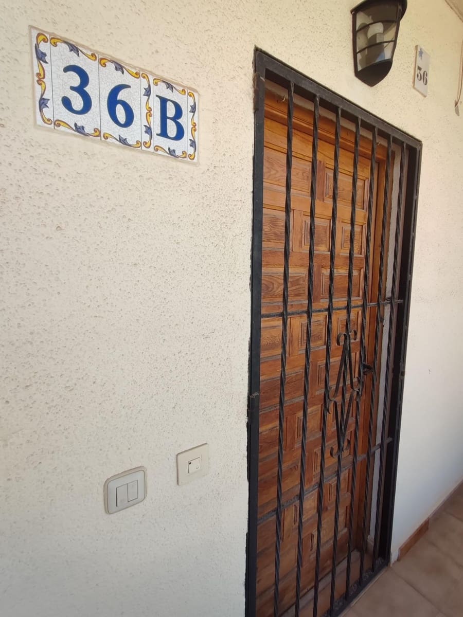 2 sypialnia Penthouse na sprzedaż w Punta Prima z basenem - 166 000 € (Ref: 8244805)