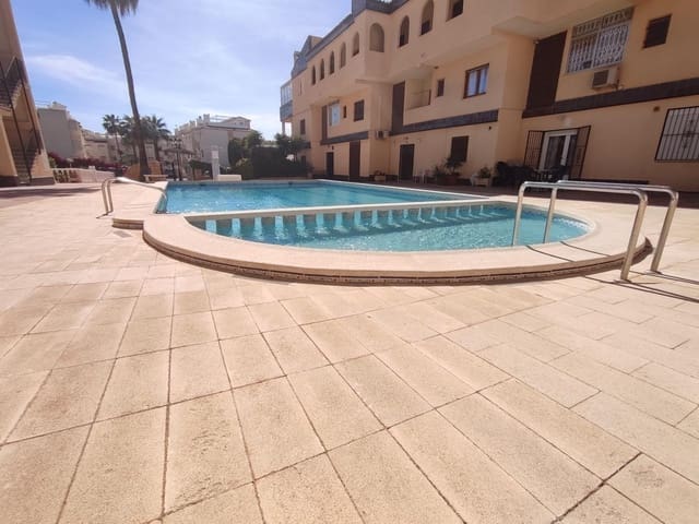 2 sypialnia Penthouse na sprzedaż w Punta Prima, Torrevieja z basenem - 166 000 € (Ref: 8244805)