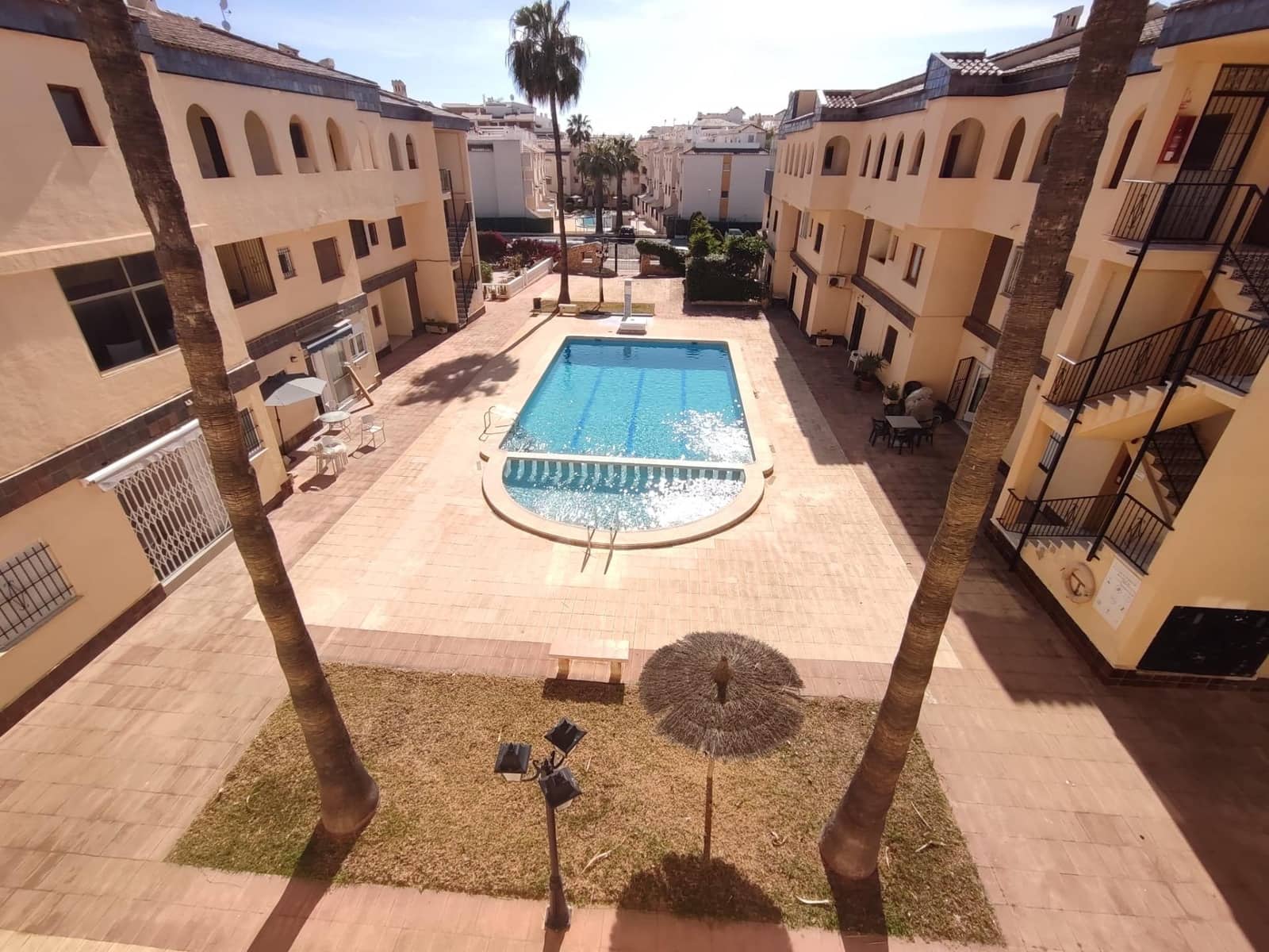 2 sypialnia Penthouse na sprzedaż w Punta Prima z basenem - 166 000 € (Ref: 8244805)