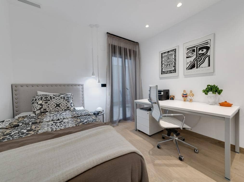 3 bedroom Apartment for sale in La Mata with garage - € 449,000 (Ref: 8244852)