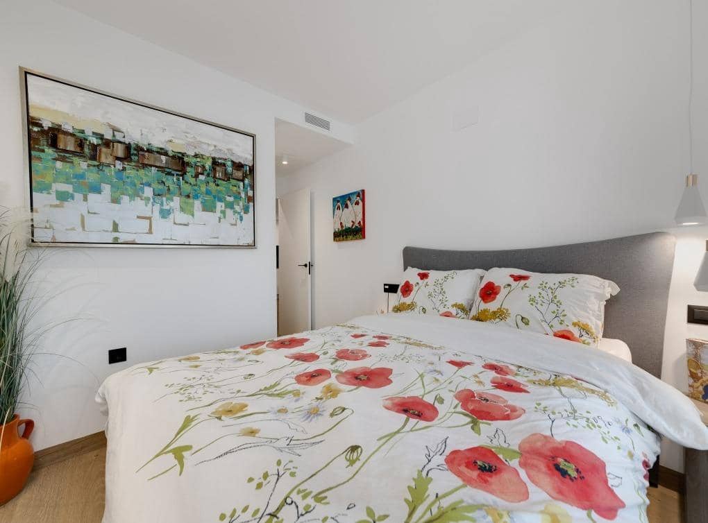 3 bedroom Apartment for sale in La Mata with garage - € 449,000 (Ref: 8244852)