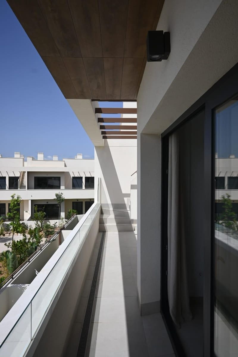 2 soveværelse Bungalow til salg i La Veleta med swimmingpool garage - € 285.000 (Ref: 8256348)