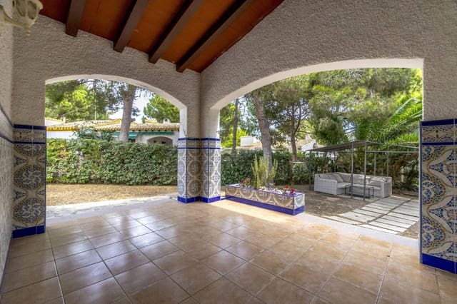 3 bedroom Villa for sale in Punta Prima, Orihuela - € 430,000 (Ref: 8321083)