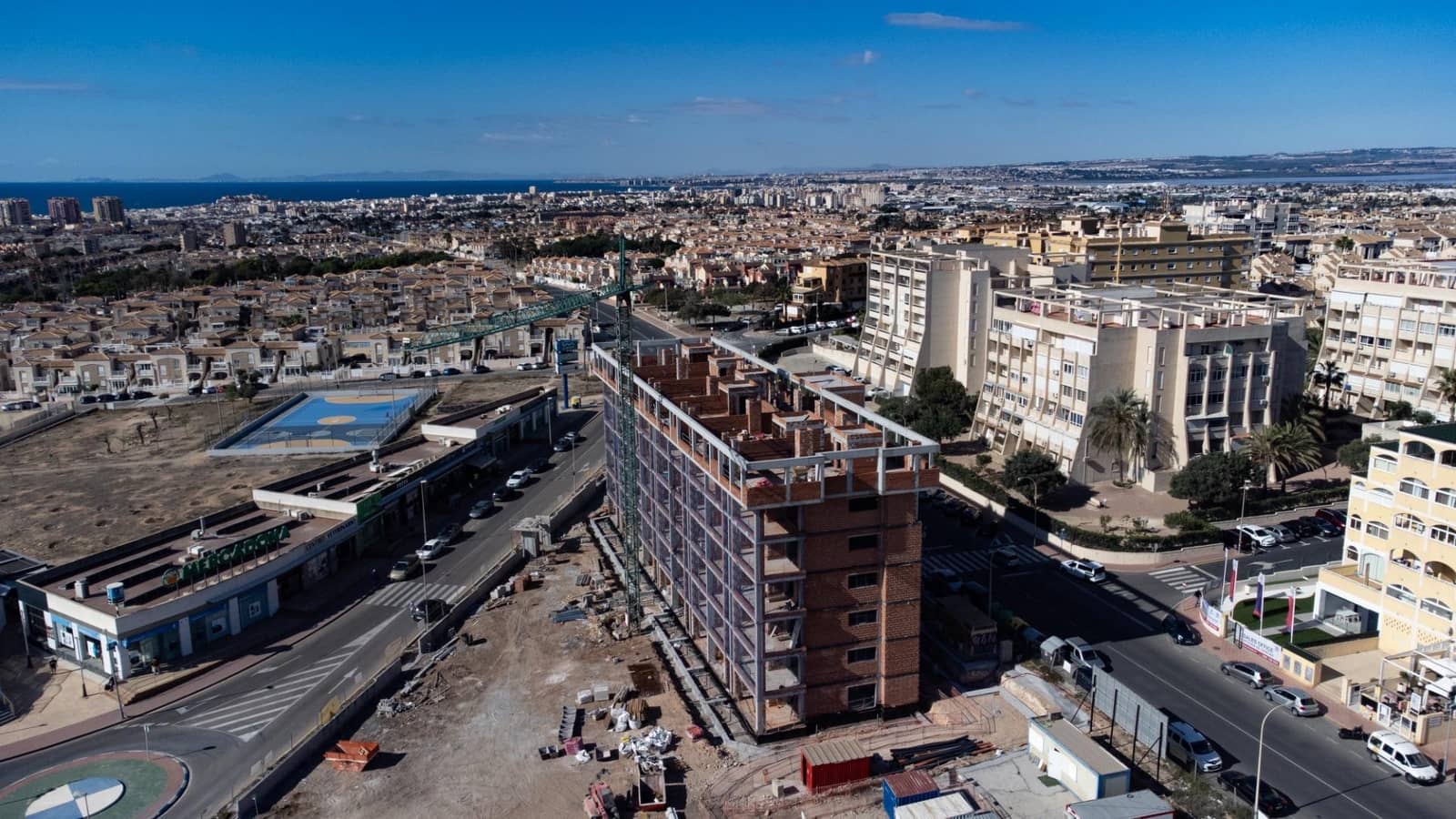 2 quarto Apartamento para venda em Torrevieja com piscina garagem - 245 000 € (Ref: 8352245)