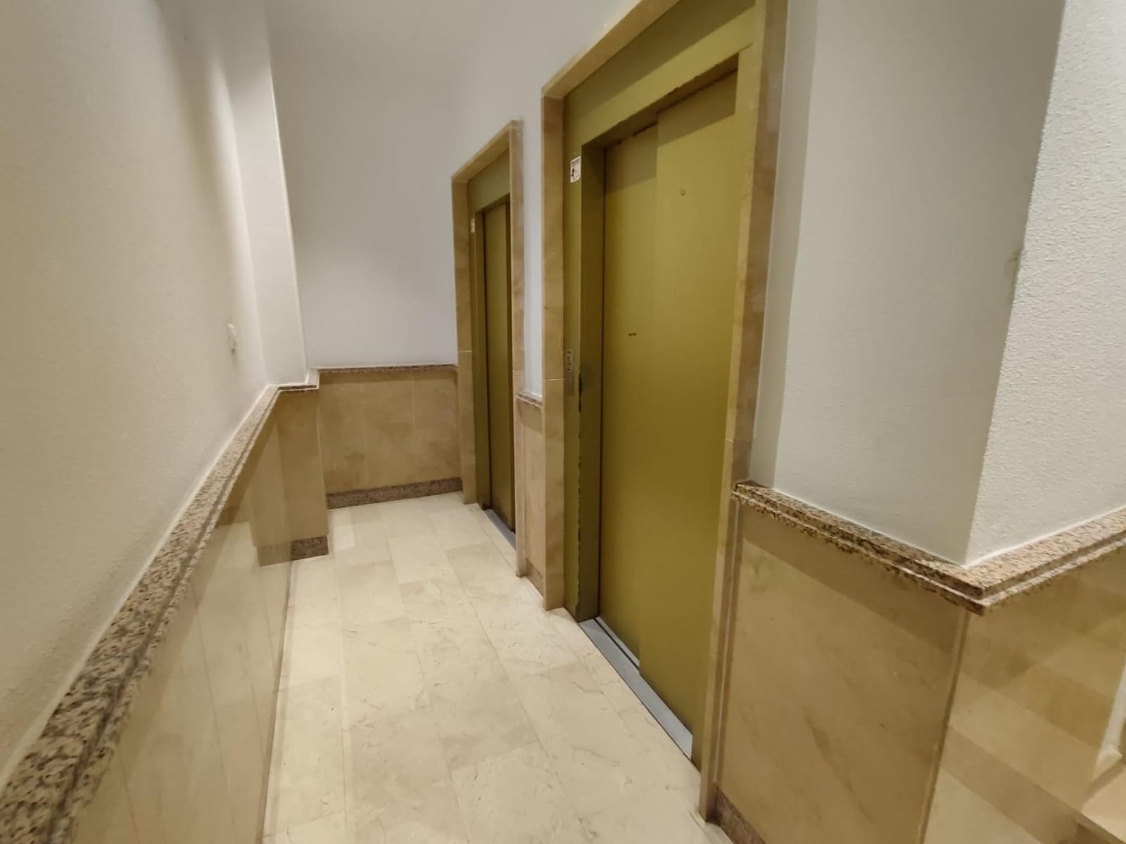3 sypialnia Apartament na sprzedaż w Torrevieja - 270 000 € (Ref: 8401587)