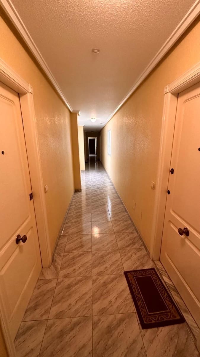 Apartamento de 2 habitaciones en Torrevieja en venta con garaje - 149.000 € (Ref: 8401589)