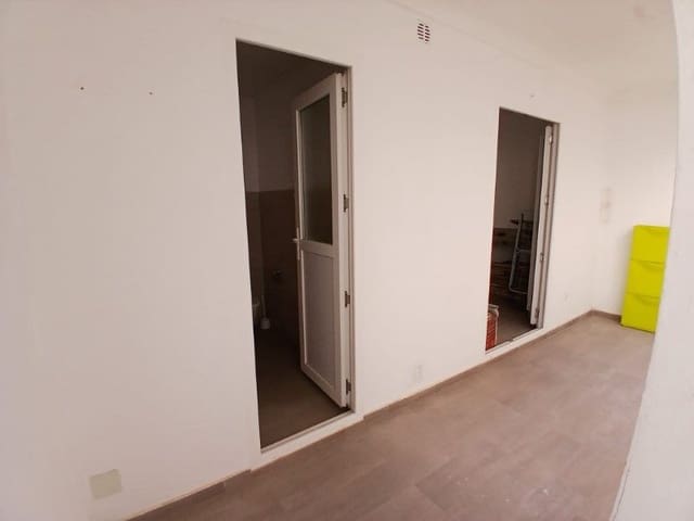 4 Zimmer Wohnung zu verkaufen in Torrevieja - 179.900 € (Ref: 8401591)