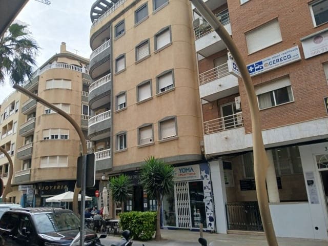 4 Zimmer Wohnung zu verkaufen in Torrevieja - 179.900 € (Ref: 8401591)