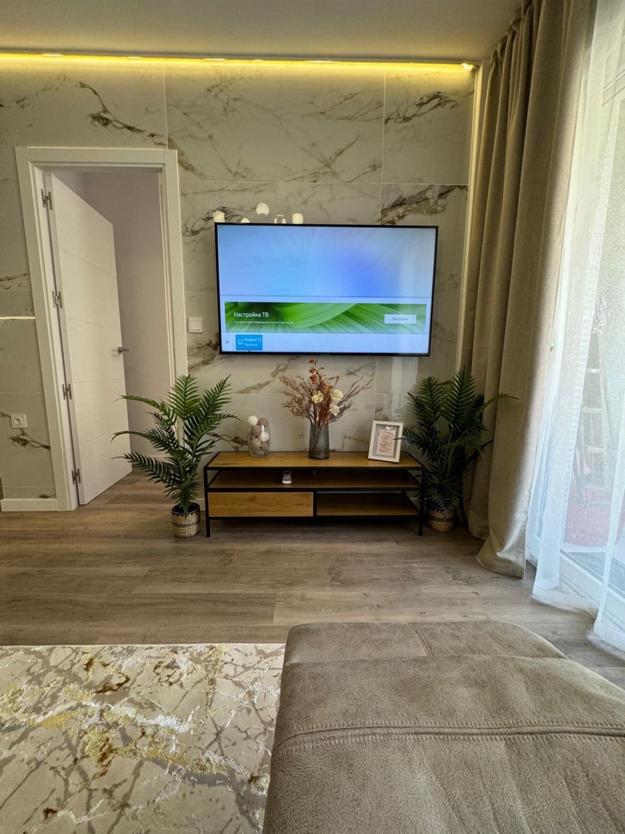 2 bedroom Apartment for sale in Torrevieja - € 158,000 (Ref: 8424966)