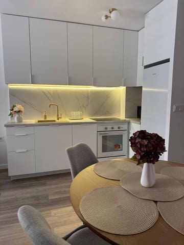 2 bedroom Apartment for sale in Torrevieja - € 158,000 (Ref: 8424966)