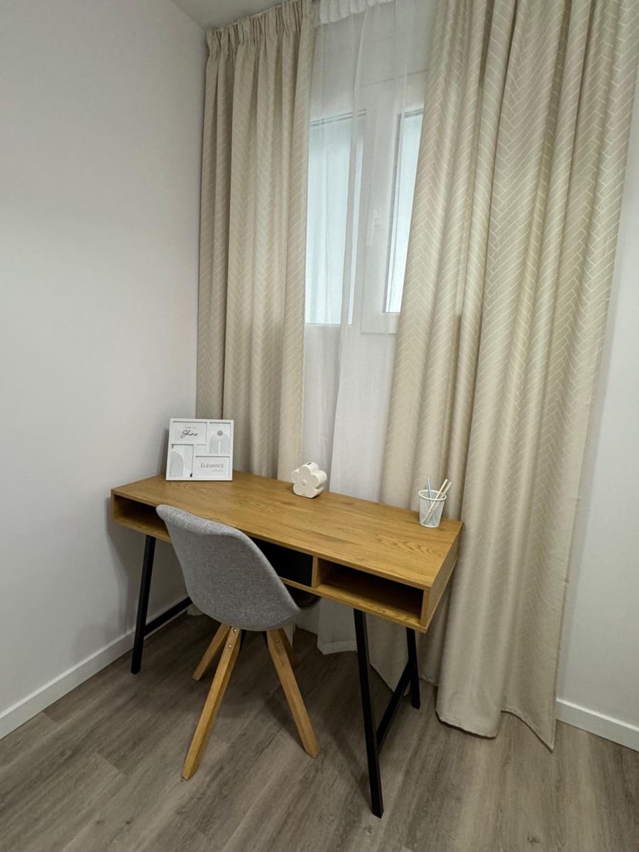 2 bedroom Apartment for sale in Torrevieja - € 158,000 (Ref: 8424966)