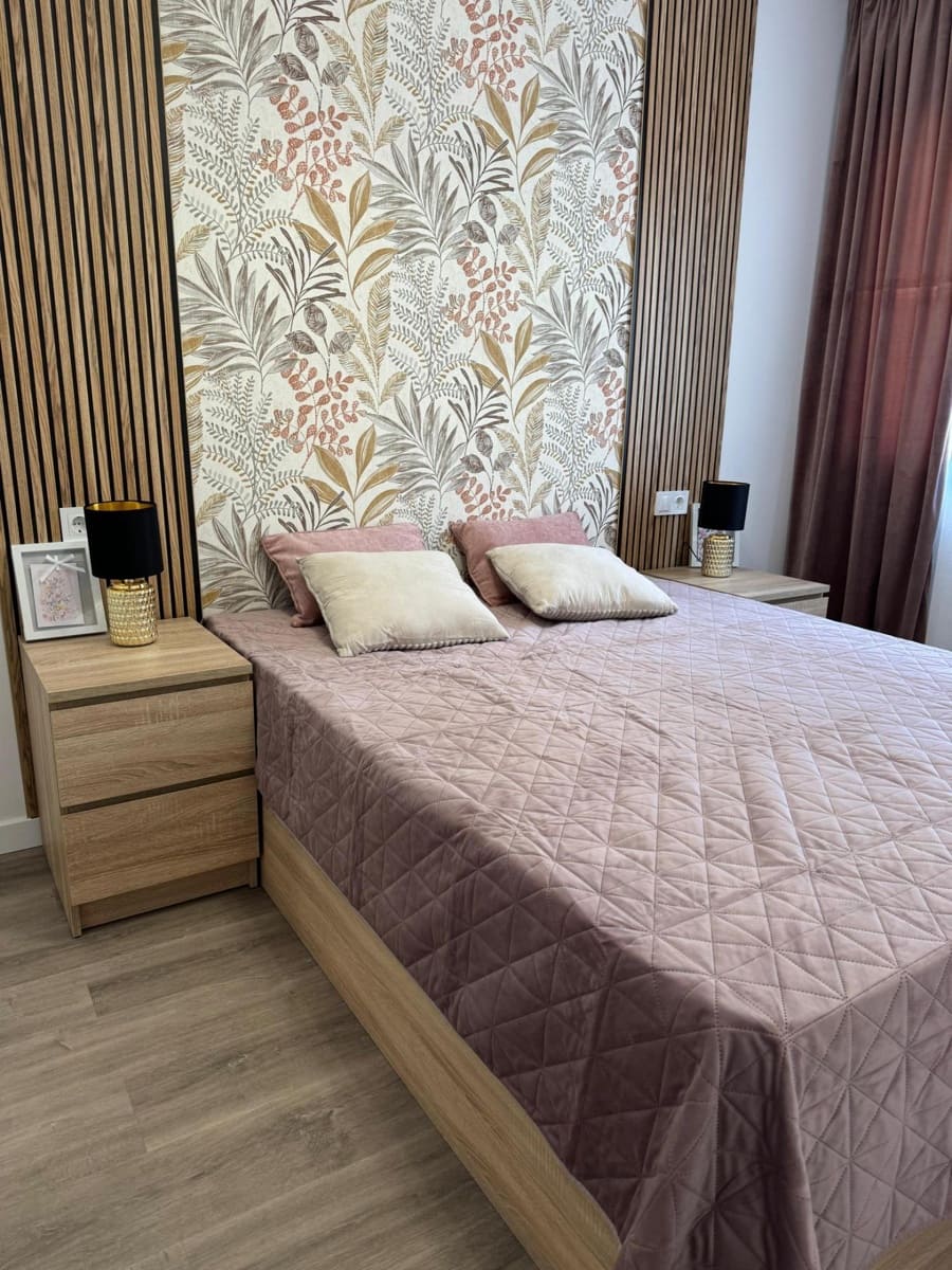 2 bedroom Apartment for sale in Torrevieja - € 158,000 (Ref: 8424966)