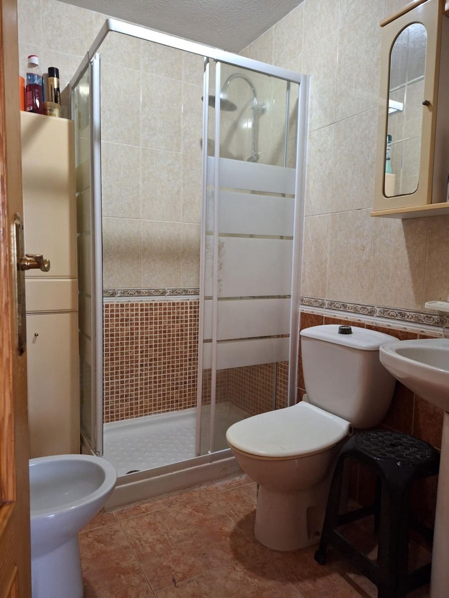 2 sypialnia Apartament na sprzedaż w Torrevieja - 124 900 € (Ref: 8424967)