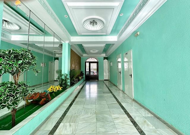 2 soveværelse Lejlighed til salg i Playa de los Locos, Torrevieja med swimmingpool garage - € 134.900 (Ref: 8434277)