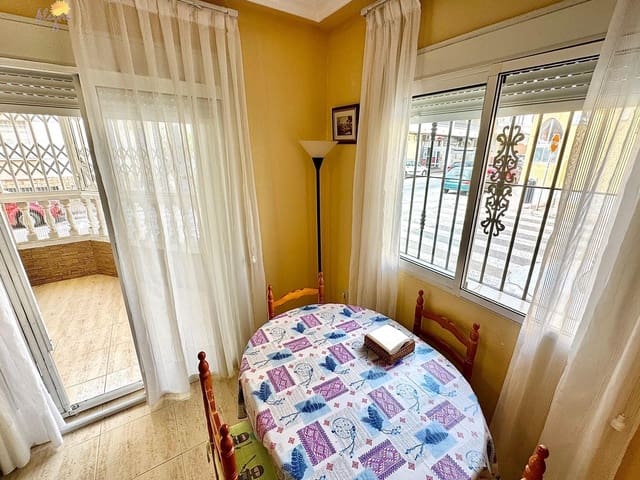 2 soveværelse Lejlighed til salg i Playa de los Locos, Torrevieja med swimmingpool garage - € 134.900 (Ref: 8434277)