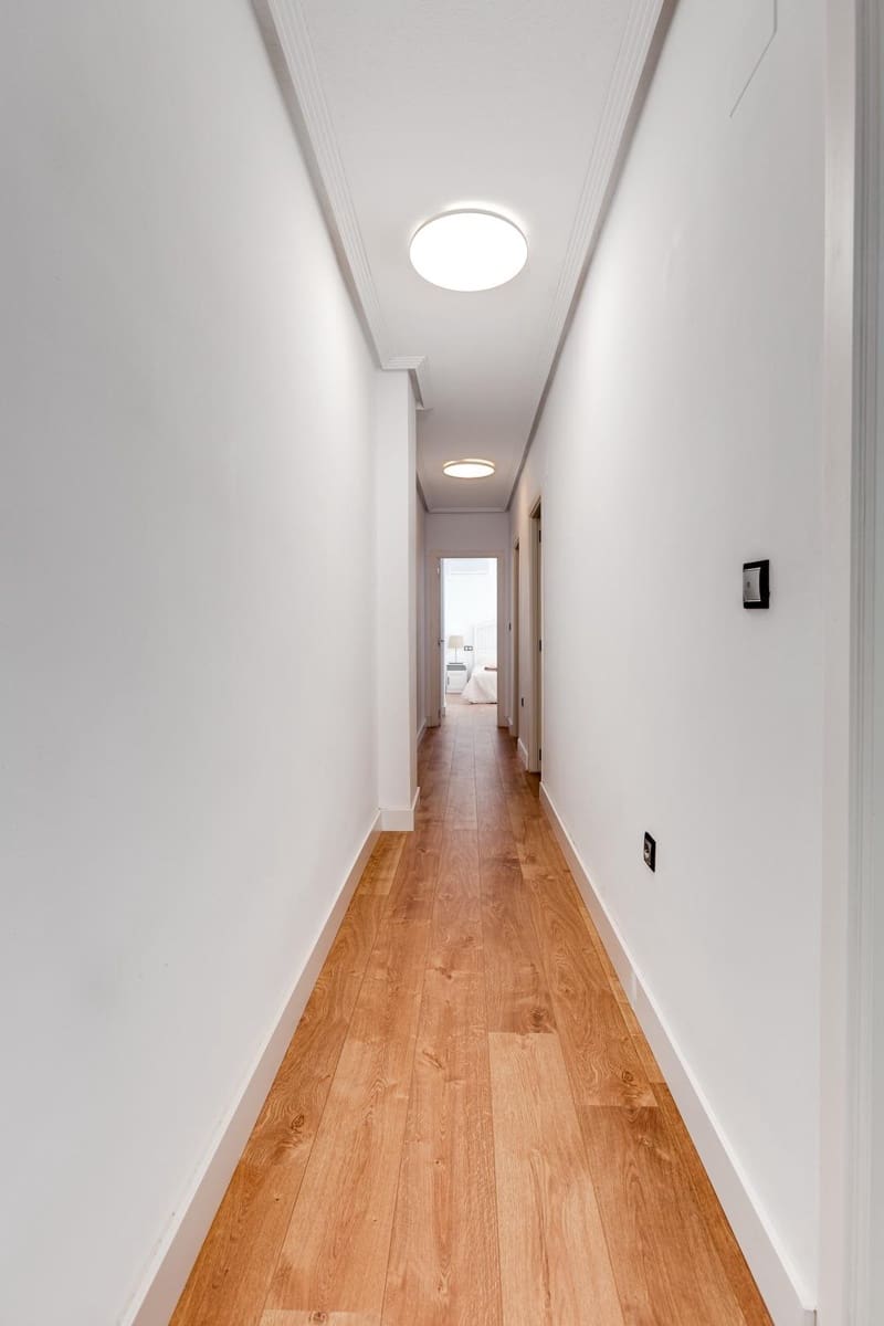 Appartement de 3 chambres de location de vacances à Torrevieja avec garage - 700 € (Ref: 8446943)