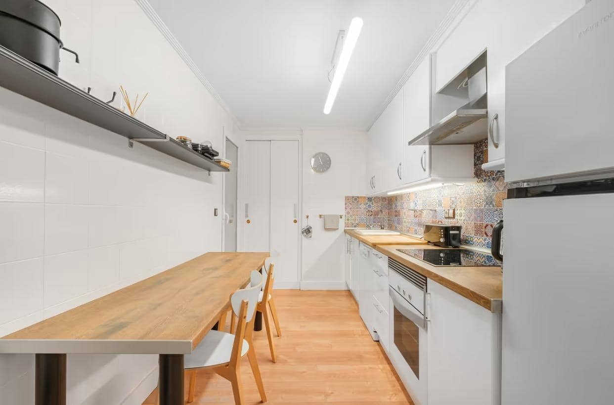 Appartement de 3 chambres de location de vacances à Torrevieja avec garage - 700 € (Ref: 8446943)