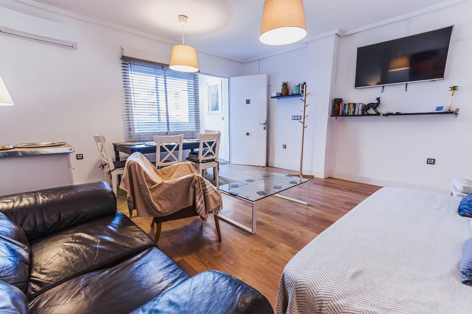 Appartement de 3 chambres de location de vacances à Torrevieja avec garage - 700 € (Ref: 8446943)