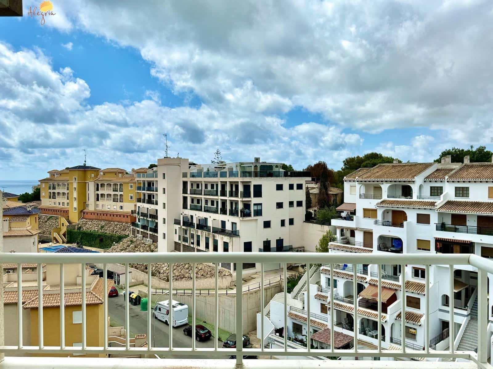 3 soveværelse Lejlighed til salg i Orihuela Costa med swimmingpool garage - € 235.000 (Ref: 8452490)