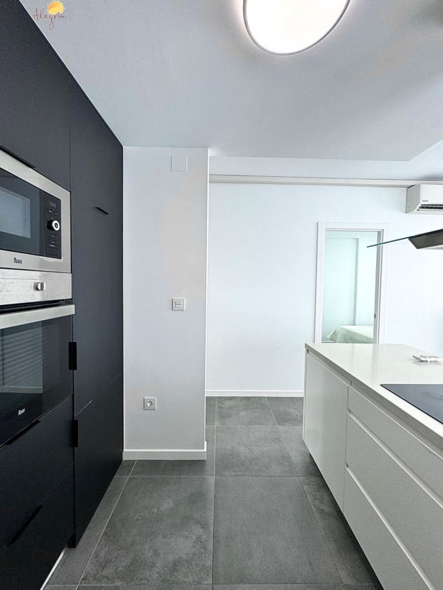 3 soveværelse Lejlighed til salg i Orihuela Costa med swimmingpool garage - € 235.000 (Ref: 8452490)