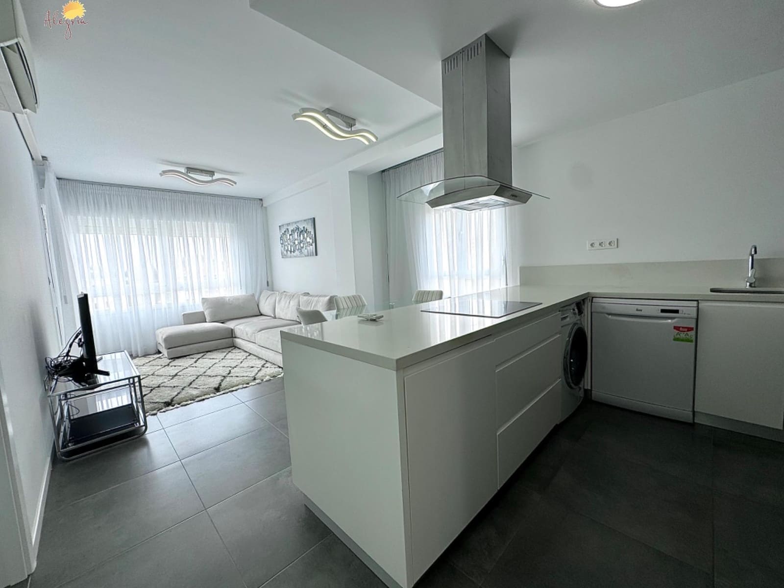 3 soveværelse Lejlighed til salg i Orihuela Costa med swimmingpool garage - € 235.000 (Ref: 8452490)