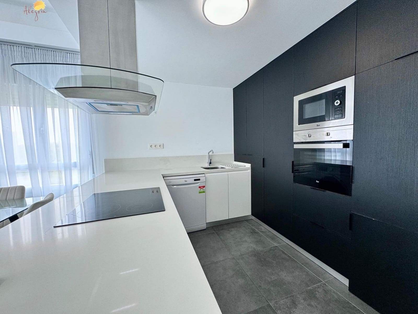 3 soveværelse Lejlighed til salg i Orihuela Costa med swimmingpool garage - € 235.000 (Ref: 8452490)