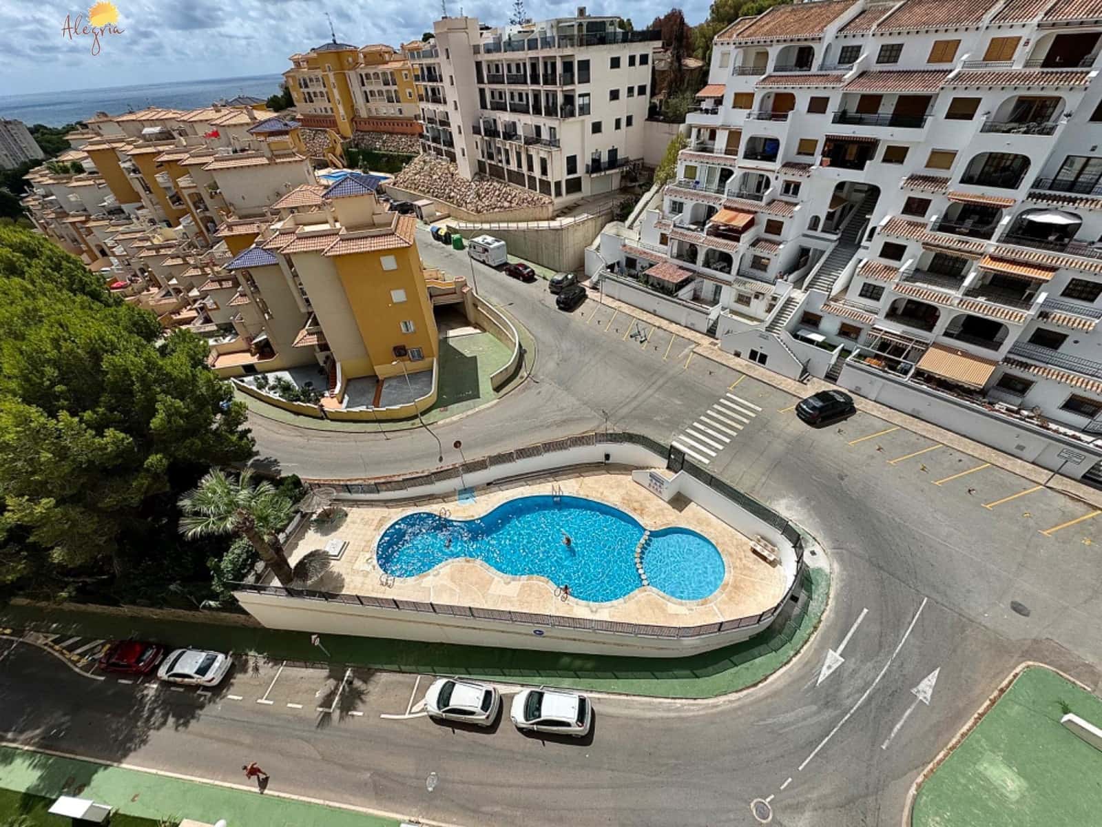 3 soveværelse Lejlighed til salg i Orihuela Costa med swimmingpool garage - € 235.000 (Ref: 8452490)