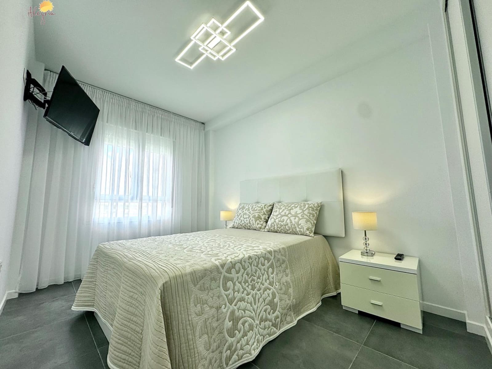 3 soveværelse Lejlighed til salg i Orihuela Costa med swimmingpool garage - € 235.000 (Ref: 8452490)