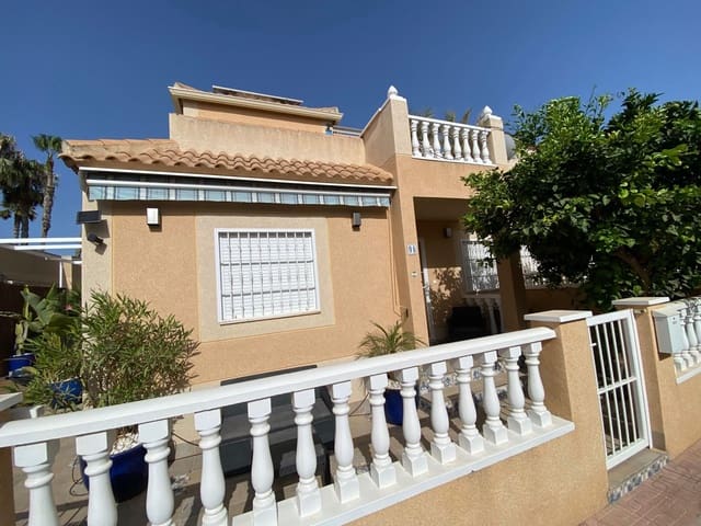 3 quarto Moradia em Banda para venda em El Limonar, Torrevieja com piscina - 225 000 € (Ref: 8458054)