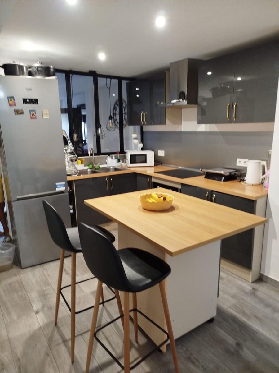 Apartamento de 3 habitaciones en Torrevieja en venta - 146.900 € (Ref: 8466433)