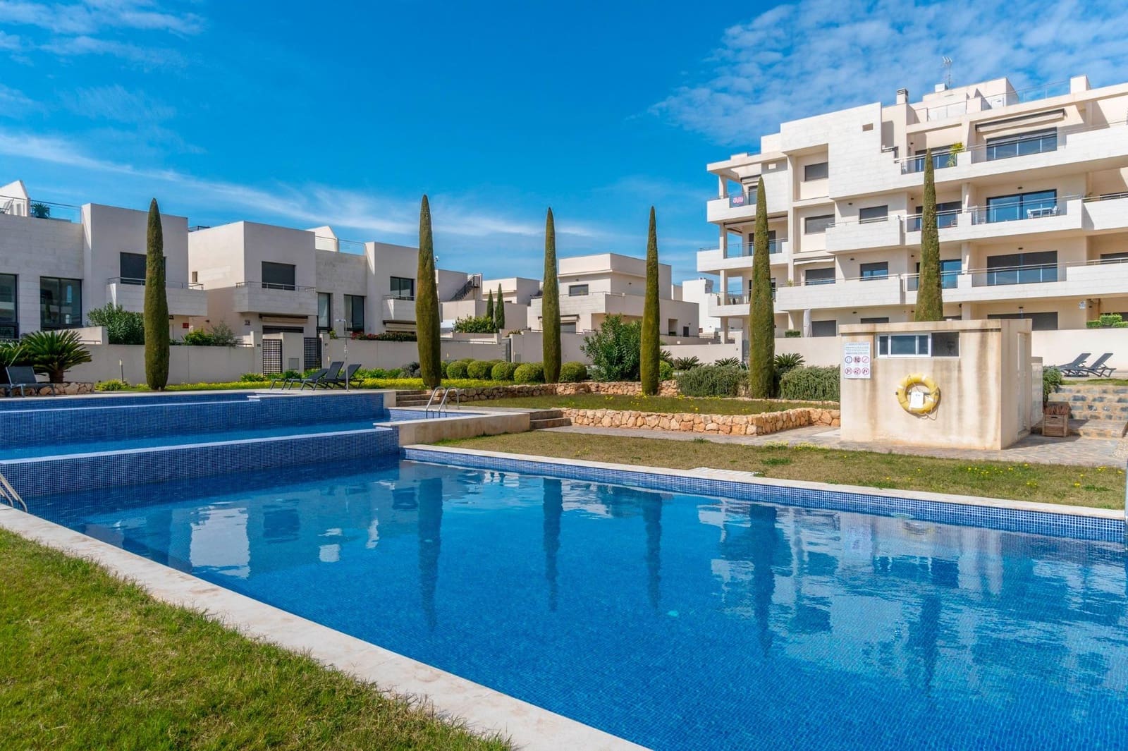 2 soverom Leilighet til salgs i Orihuela Costa med svømmebasseng - € 339 000 (Ref: 8475122)